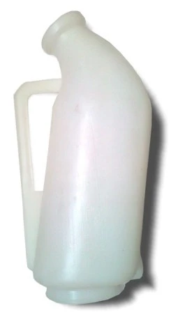 Nap&aacute;jec&iacute; l&aacute;hev (2 l) plastov&aacute;